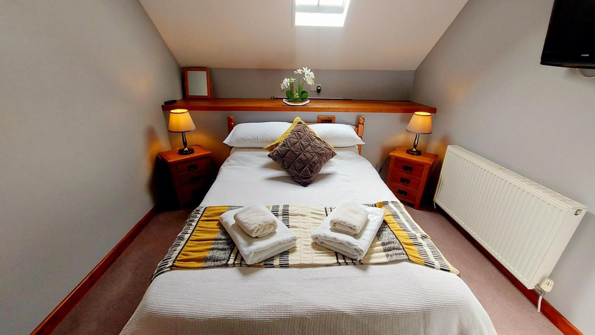 Dolgun Uchaf Historic B&B And Cottages In Snowdonia Долгелай Екстериор снимка