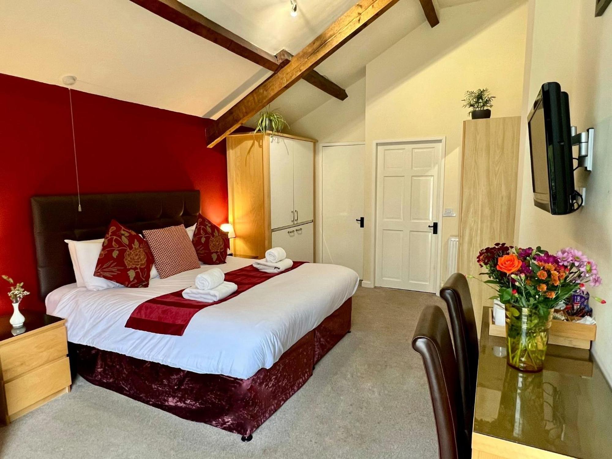 Dolgun Uchaf Historic B&B And Cottages In Snowdonia Долгелай Екстериор снимка