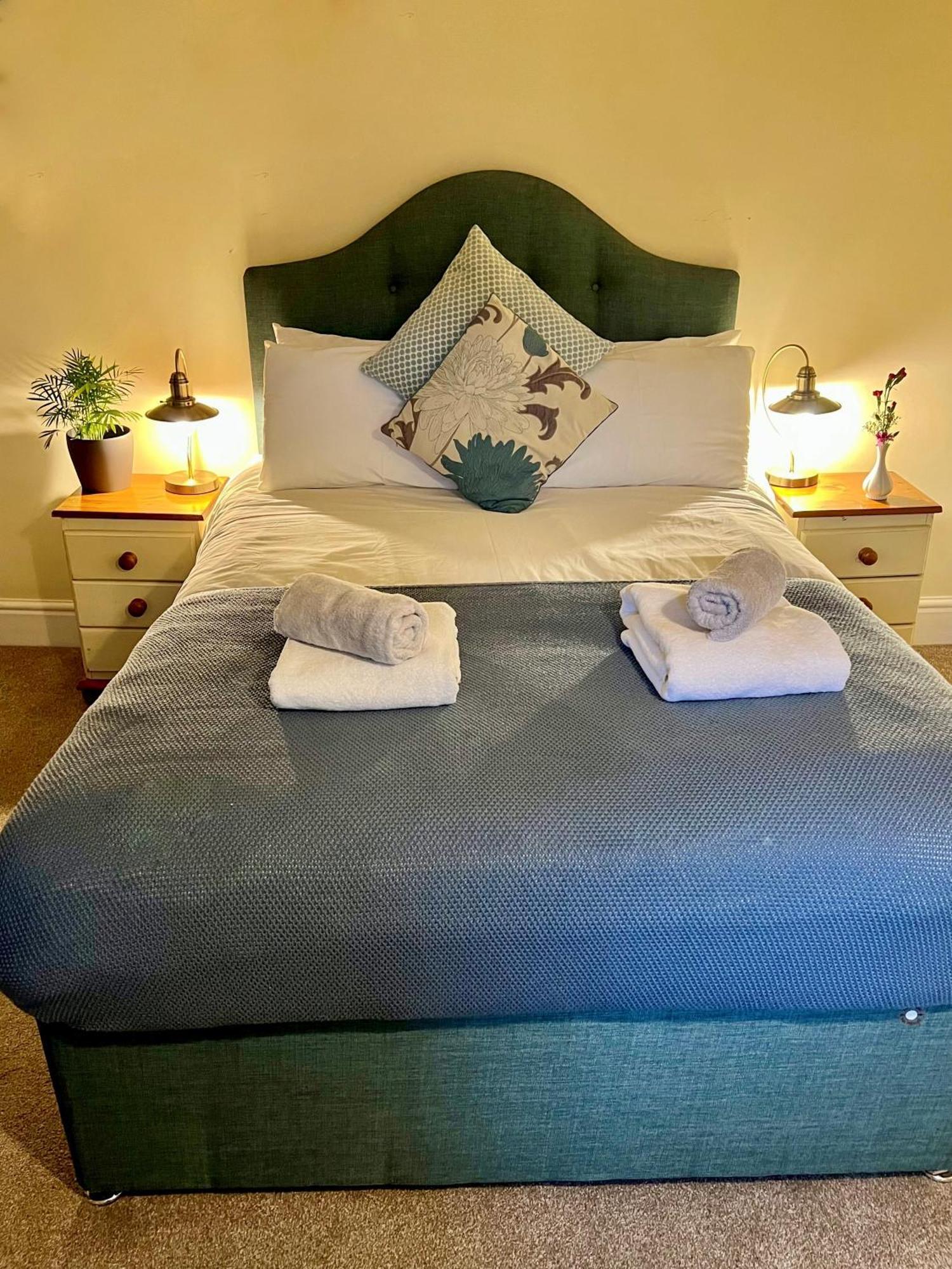 Dolgun Uchaf Historic B&B And Cottages In Snowdonia Долгелай Екстериор снимка