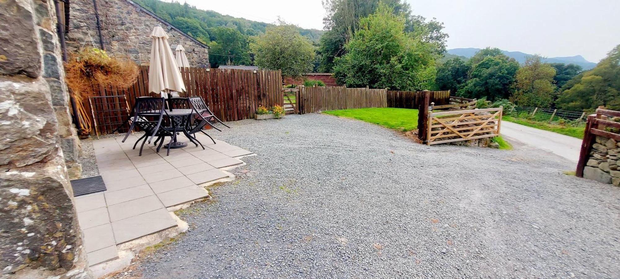 Dolgun Uchaf Historic B&B And Cottages In Snowdonia Долгелай Екстериор снимка